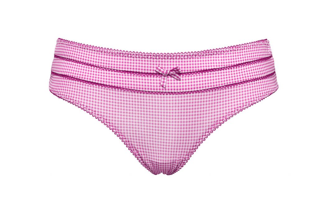 SIéLEI's Passepartout line, designed in Italy, offers the Brief that combines fine microfiber fabric for optimal softness and coziness.