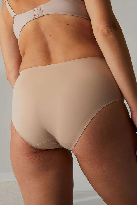 Essentiel Control Full Brief back picture