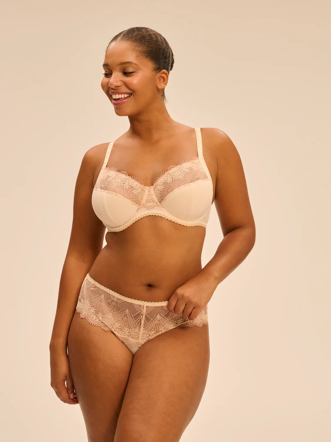ALLURE Full Cup Bra