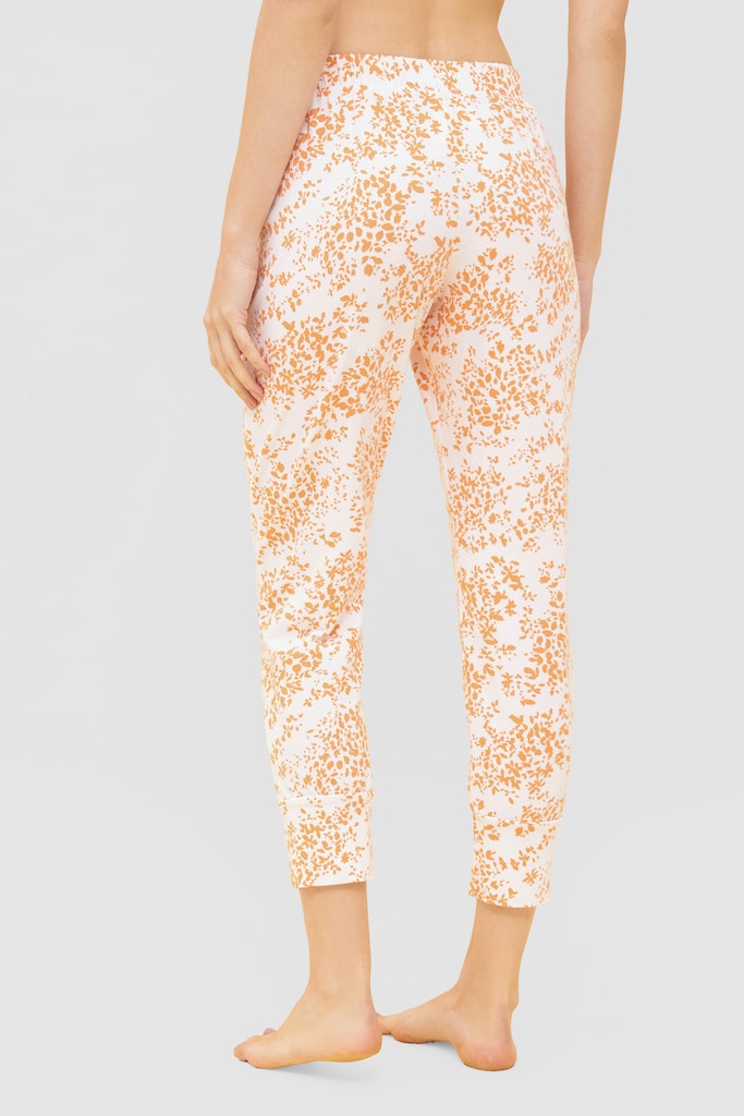 Model is wearing Be Happy Cotton Ankle-Length Pants back picture