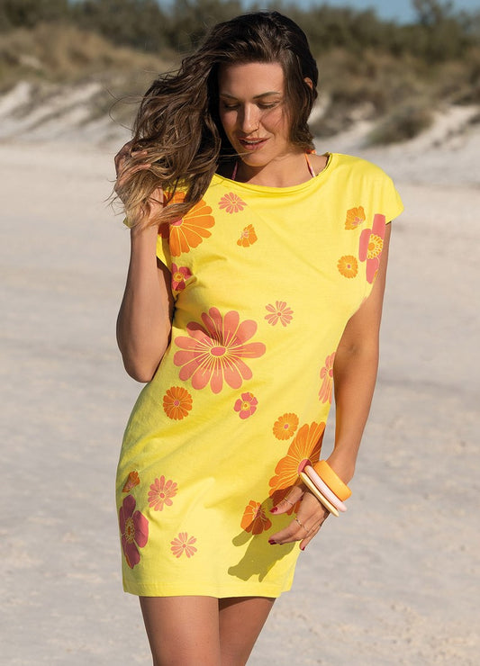 SIèLei's short dress is constructed with soft, breathable cotton to ensure a comfortable experience for the wearer. 