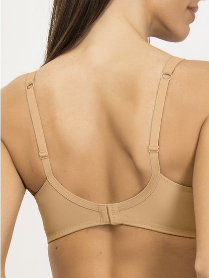 The Beauty line from SIéLEI of Italy presents an unlined and wire-free soft-cup bra characterized by its graceful design and smooth opaque, stretch microfiber fabric that provide comfort during any activity.