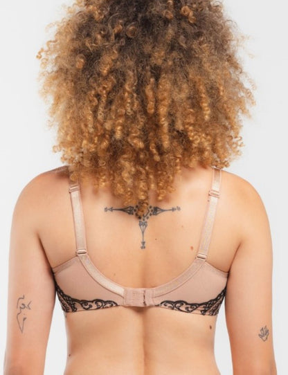 Sophisticated and luxuriously embroidered full cup bra from the Kant line by Louisa Bracq from France at DiModa Lingerie Toronto.